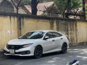 Premium Sedan Honda Civic